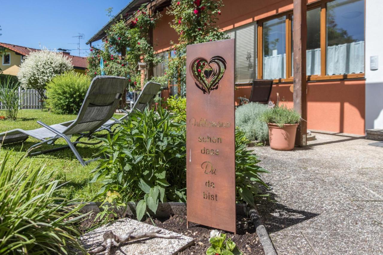 Fewo Im Gaestehaus Maximilian Eggelsberg Экстерьер фото